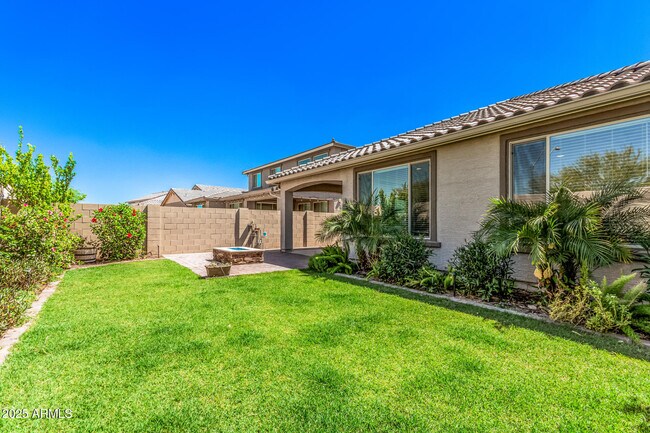 Building Photo - 8828 W Palo Verde Dr