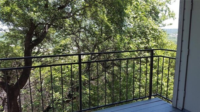 Building Photo - 6000-5 Shepherd Mountain Cove
