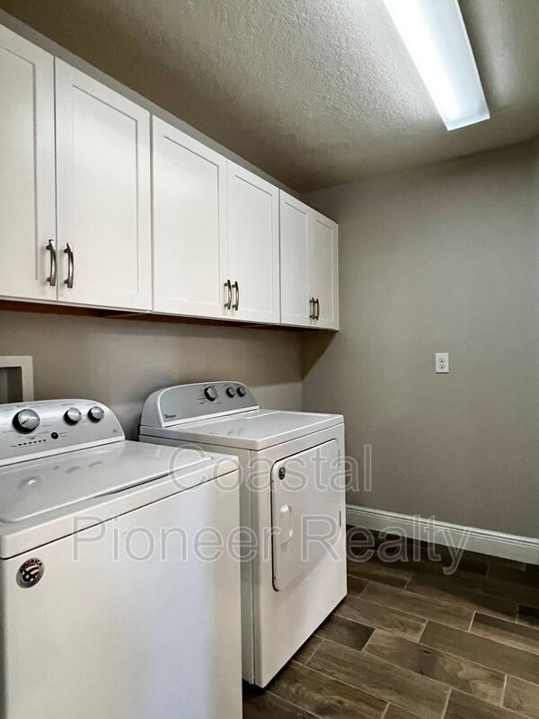 Building Photo - 18814 Cornuta St