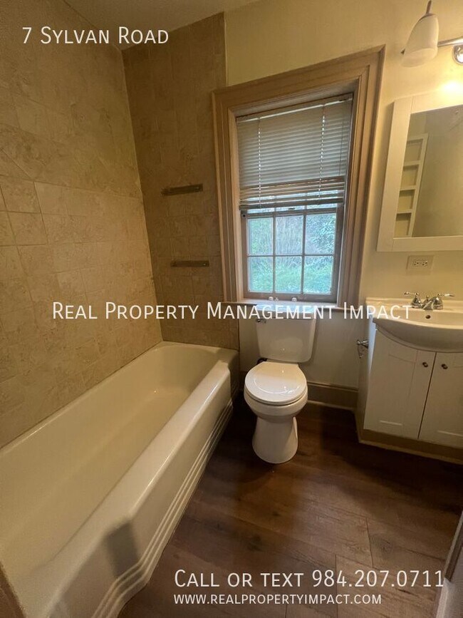 Building Photo - 7 Sylvan Rd