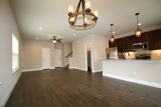 Building Photo - Townhome @ Jameson St. | Luxury 3 Bed / 2.5 Bath | Private Fenced Backyard