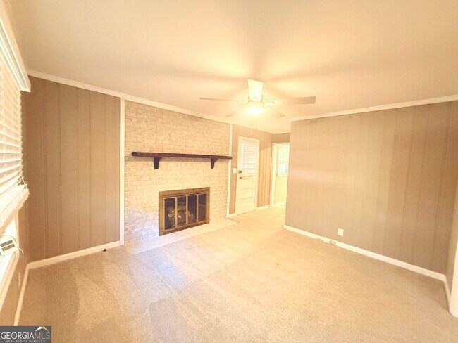 Building Photo - 1397 Jewell Ct