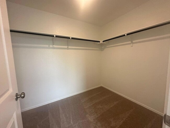 Building Photo - 167 Jeffers