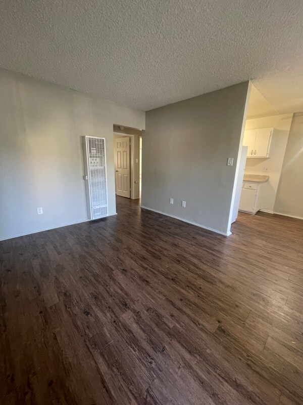 Building Photo - 518 N Anna Dr