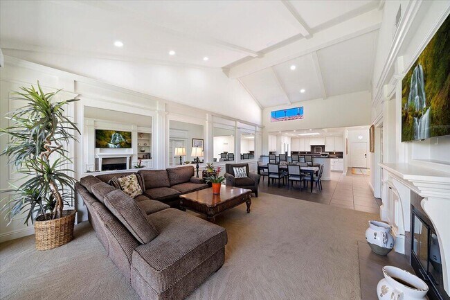 Building Photo - 38615 Palm Valley Dr