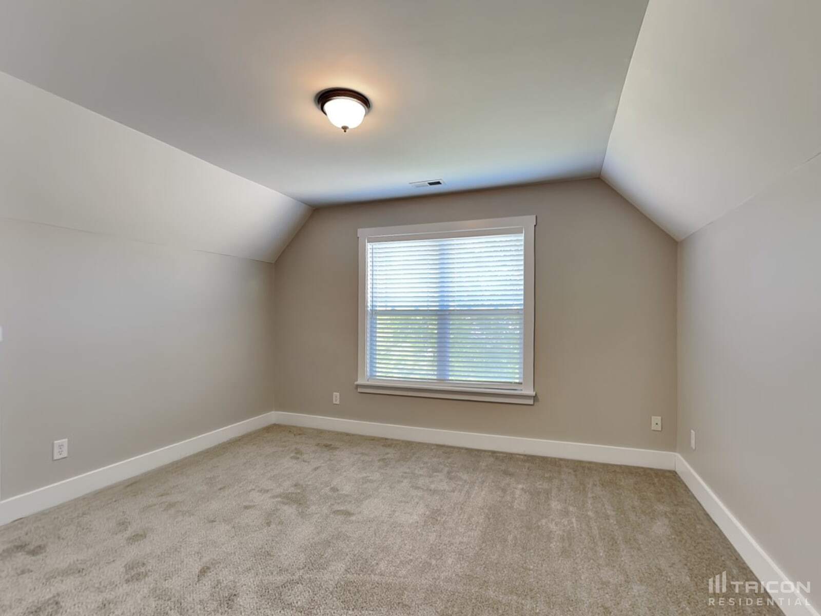 Building Photo - 105 Braddock Dr
