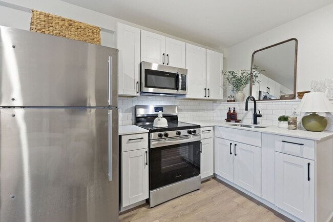 Building Photo - Westwater Village