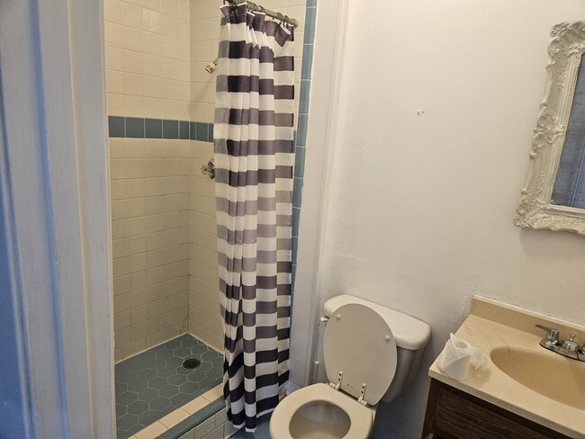 Building Photo - 917 Pecan Blvd