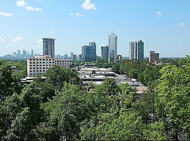 Building Photo - 3040 Peachtree Rd NW