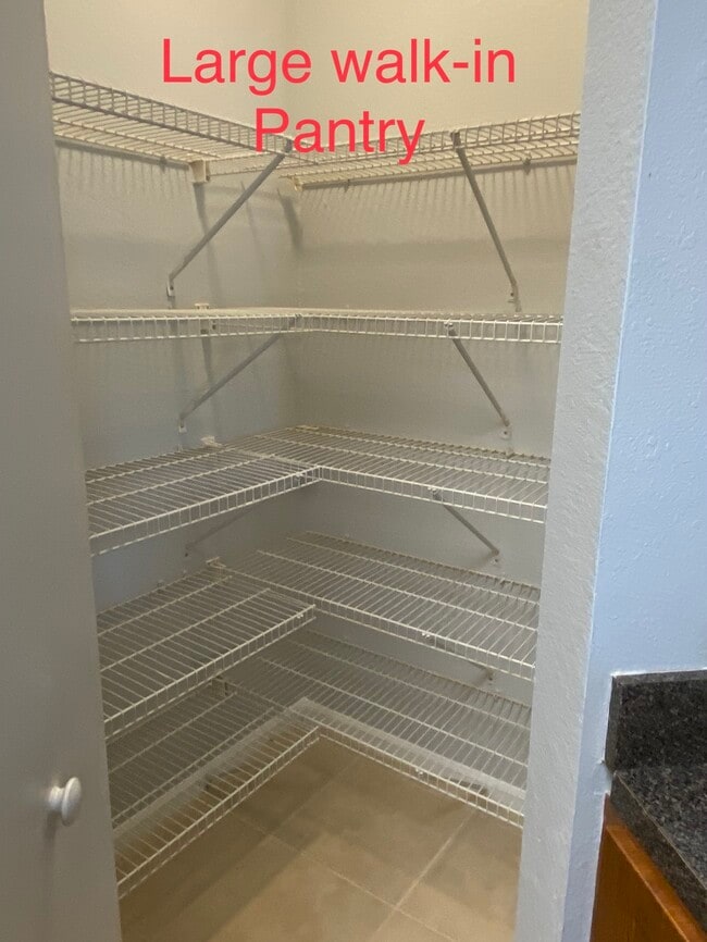 Building Photo - 2279 Portofino Pl