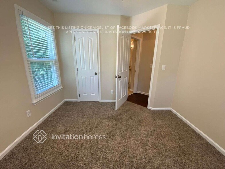 Building Photo - 17315 Shadow Bark Dr