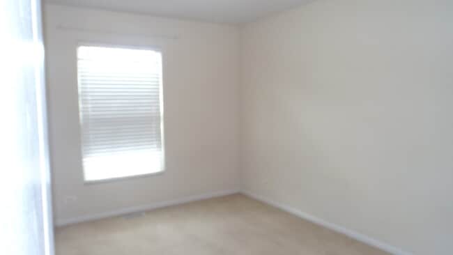 Building Photo - 1463 Yellowstone Dr
