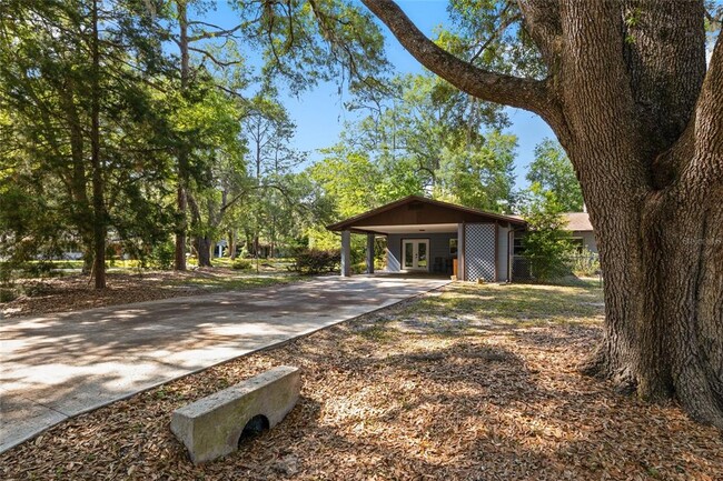 Building Photo - 4205 NW 21st Terrace