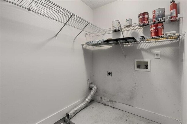 Building Photo - 13387 Aventide Ln