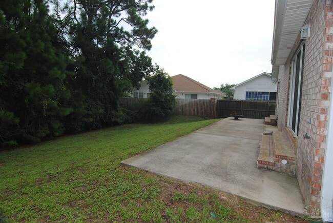 Building Photo - 14630 Innerarity Point Rd