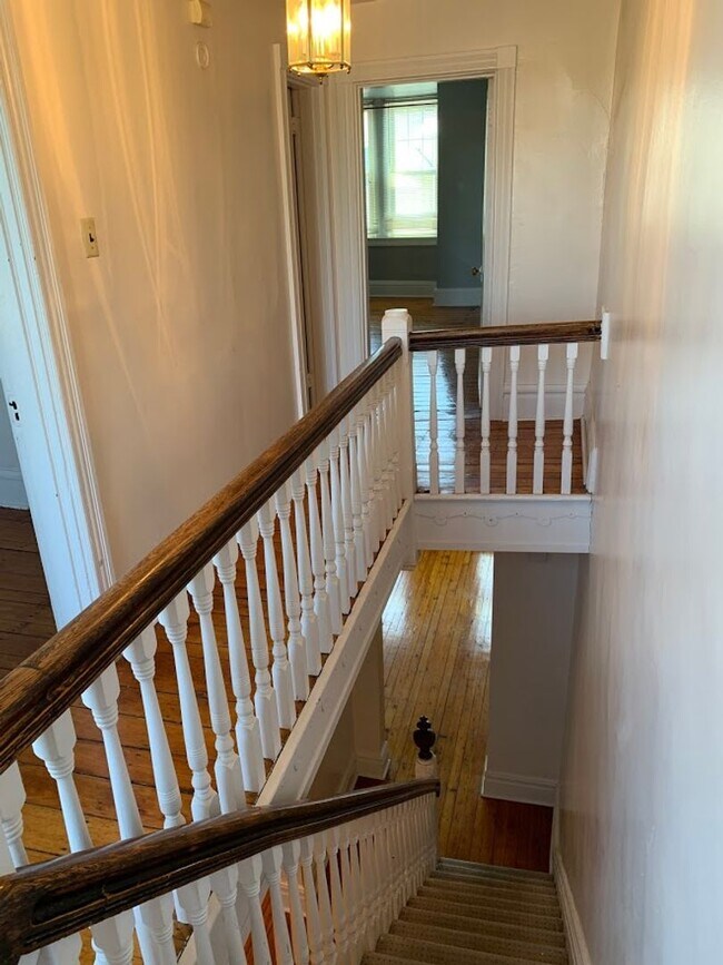 Building Photo - 5431 Howe St