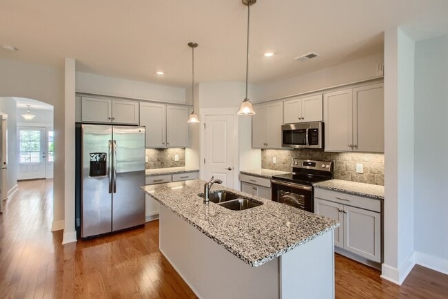 Building Photo - 3007 Blueberry Ln