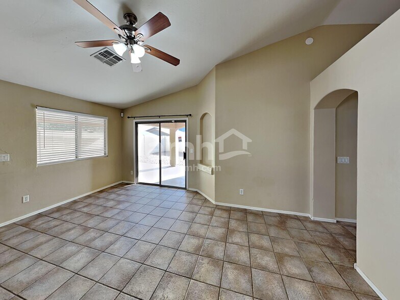 Building Photo - 3705 W Fitzwater Ct
