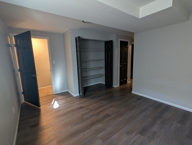 Building Photo - 1525 Hull St