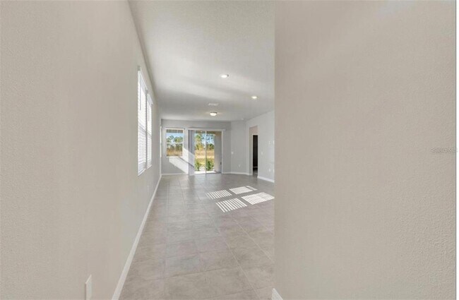 Building Photo - 2301 Mystic Maze Ln