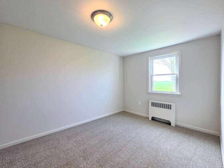 Building Photo - 2620 Creek Hill Rd