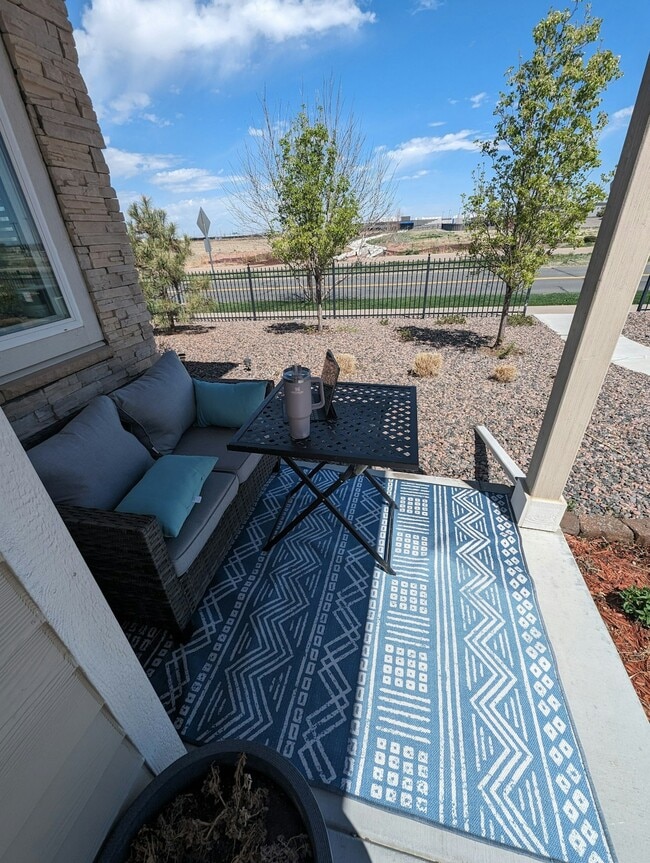 Building Photo - 23613 E 5th Dr