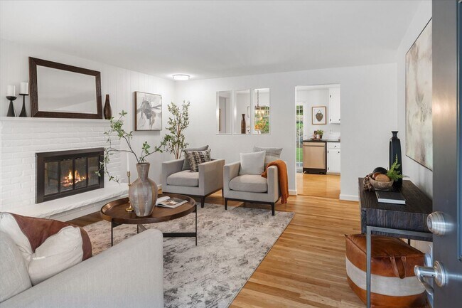 Building Photo - Remodeled Rambler with 2/Car garage, RV Parking and an Impressive Back Yard!!!!!