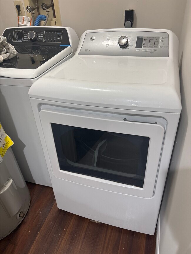 Building Photo - 76 Sweetfern Ct