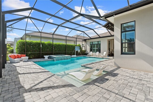 Building Photo - 11813 Via Cassina Ct
