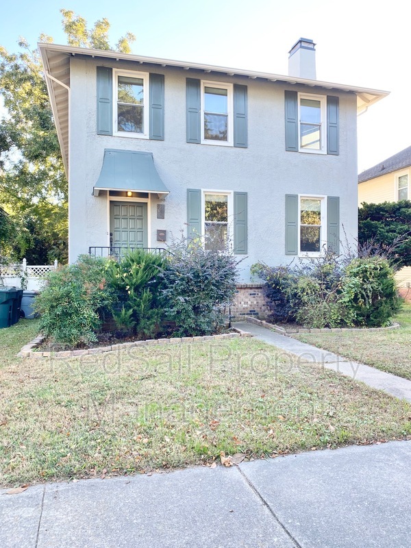 Primary Photo - 4406 Victoria Blvd