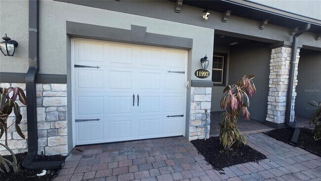 Building Photo - 11992 Sands Cv