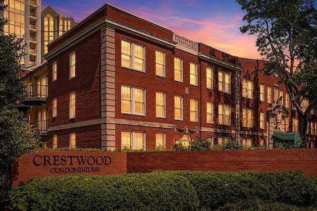 Building Photo - 2840 Peachtree Rd