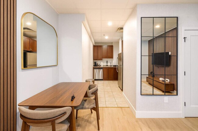 Building Photo - 117 N 15th St