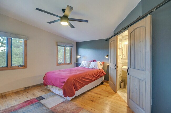 Building Photo - 465 Springmeadow Way