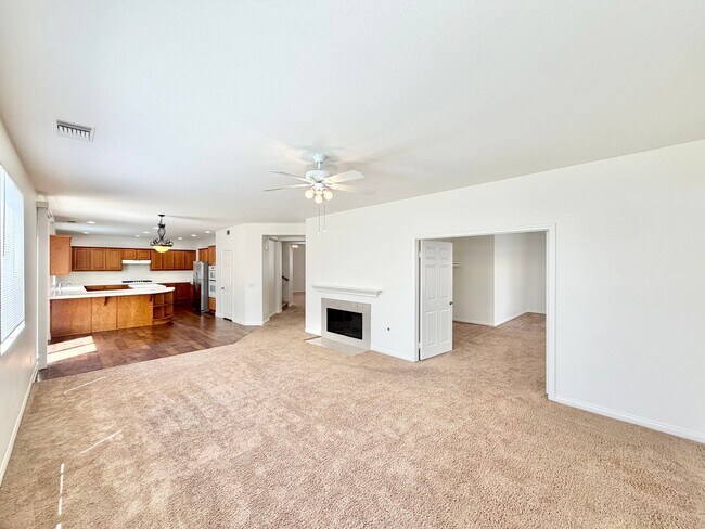 Building Photo - 40053 Montage Ln