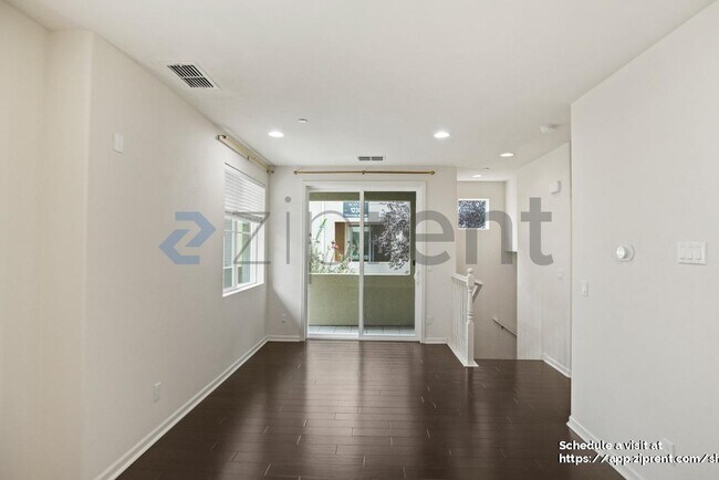 Building Photo - 1457 Coyote Creek Way