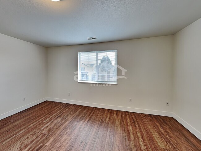 Building Photo - 16961 SW Cashew Way