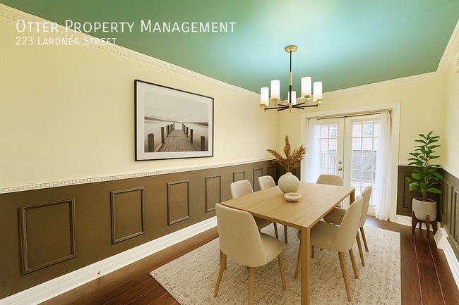 Building Photo - 223 Lardner St