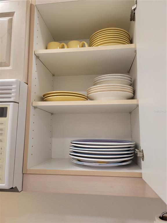 Building Photo - 220 Santa Maria St