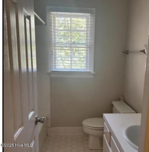Building Photo - 1411 Rondo Dr