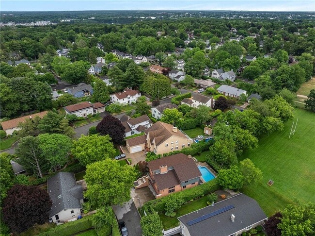 Building Photo - 14 Maxcy Dr