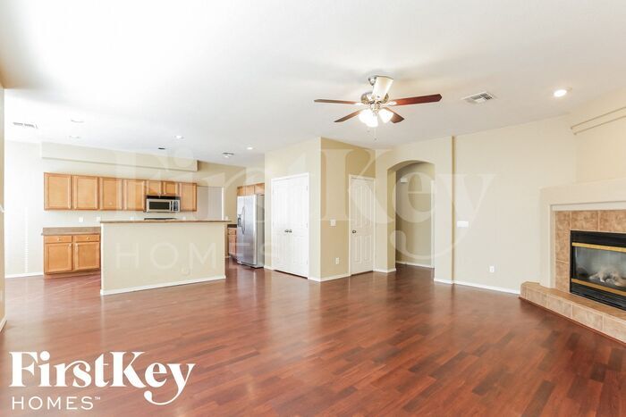 Building Photo - 1514 S 80th Ln