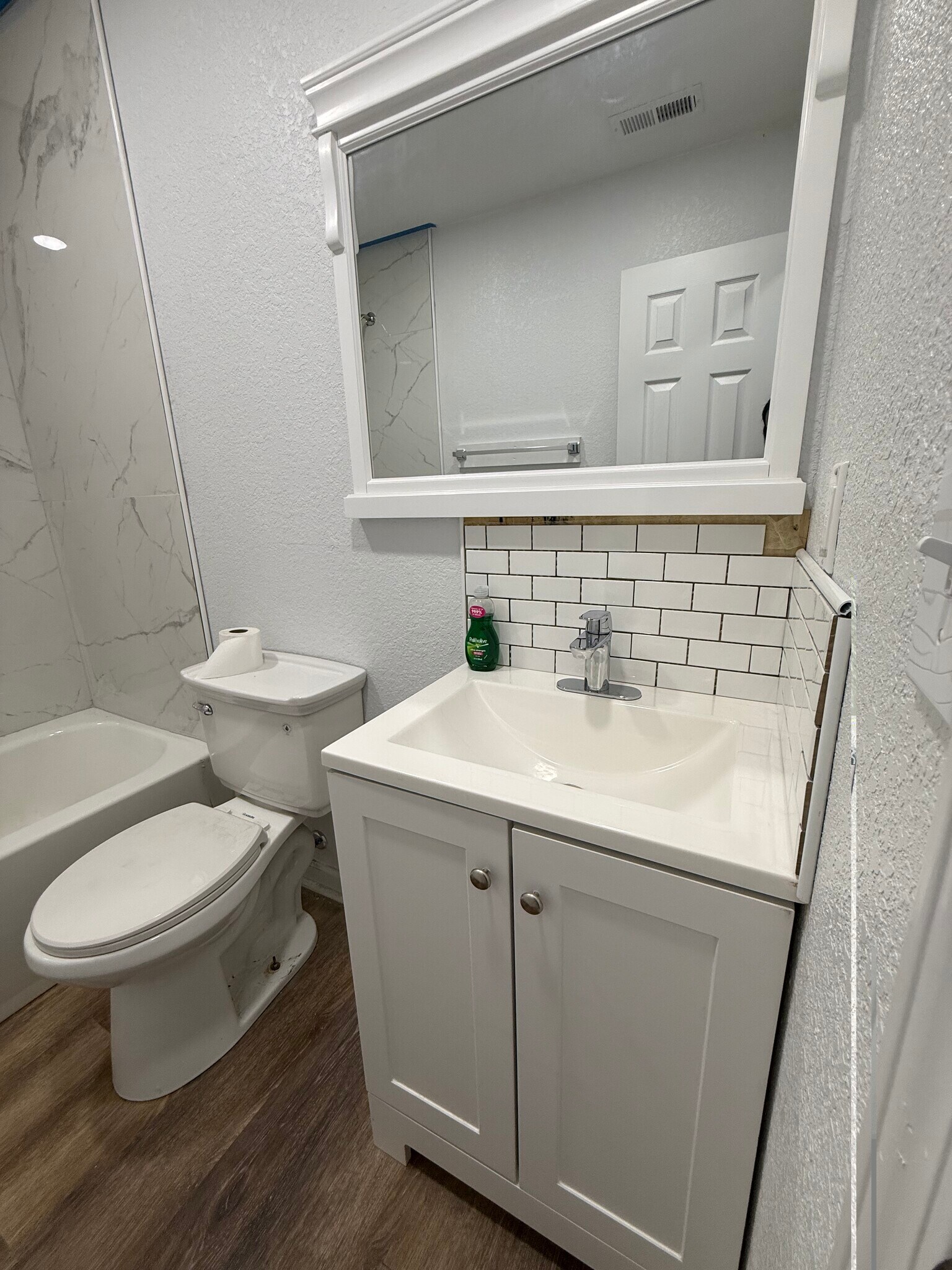 Building Photo - 156 Tynes St