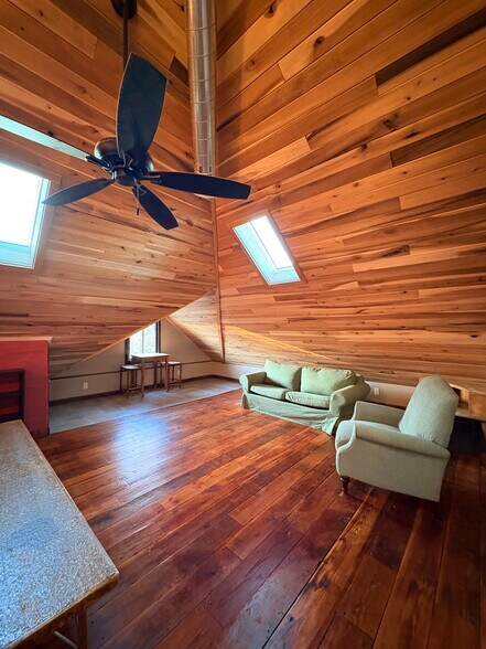 Building Photo - 920 Lafayette Ave