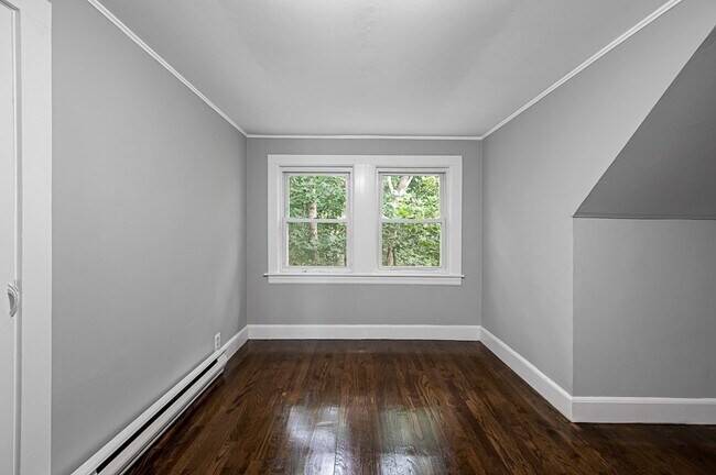 Building Photo - 50 Ruggles St