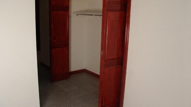 Building Photo - 1083 Mile Square Rd