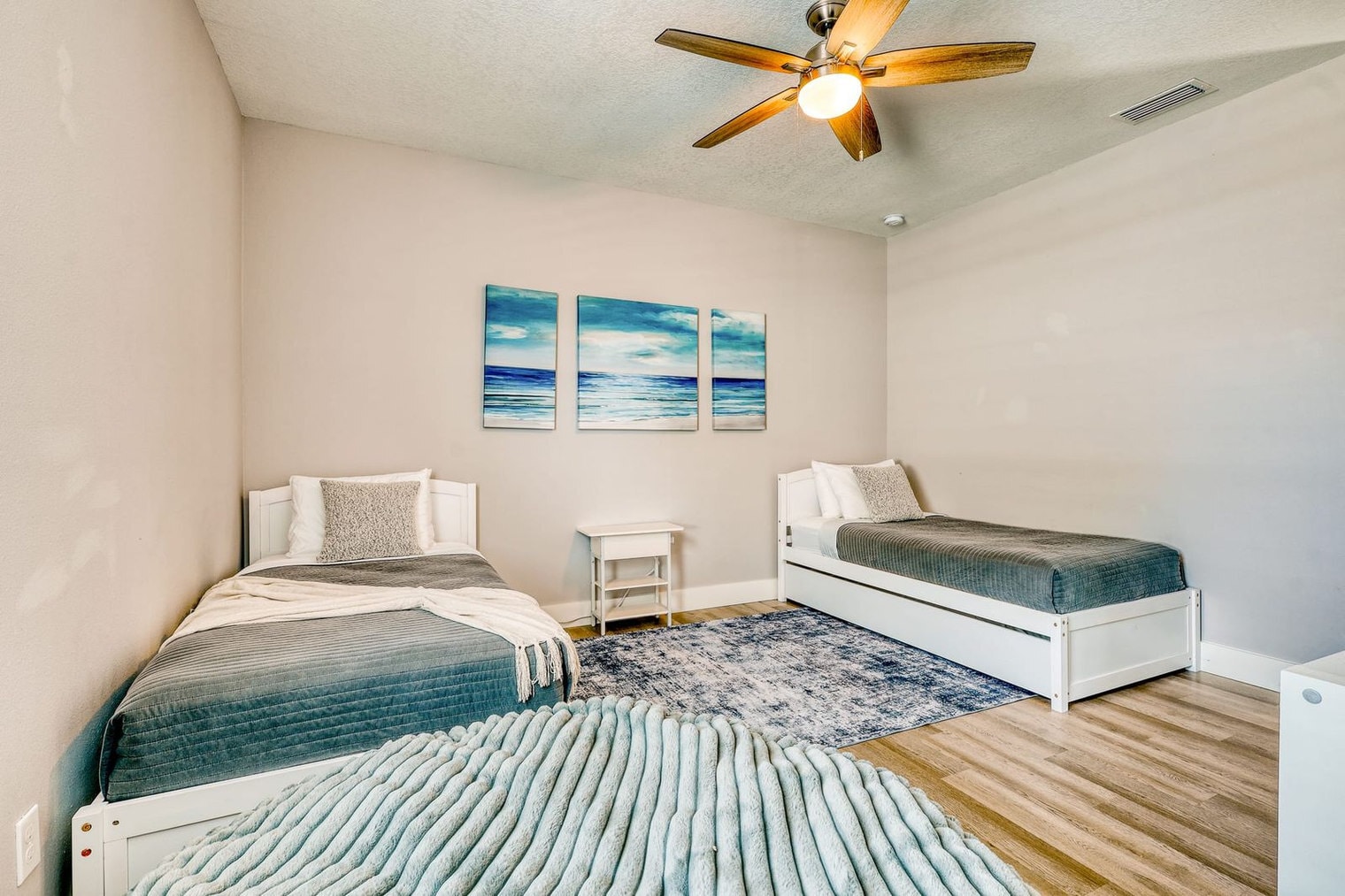 Building Photo - 1669 Colleen St