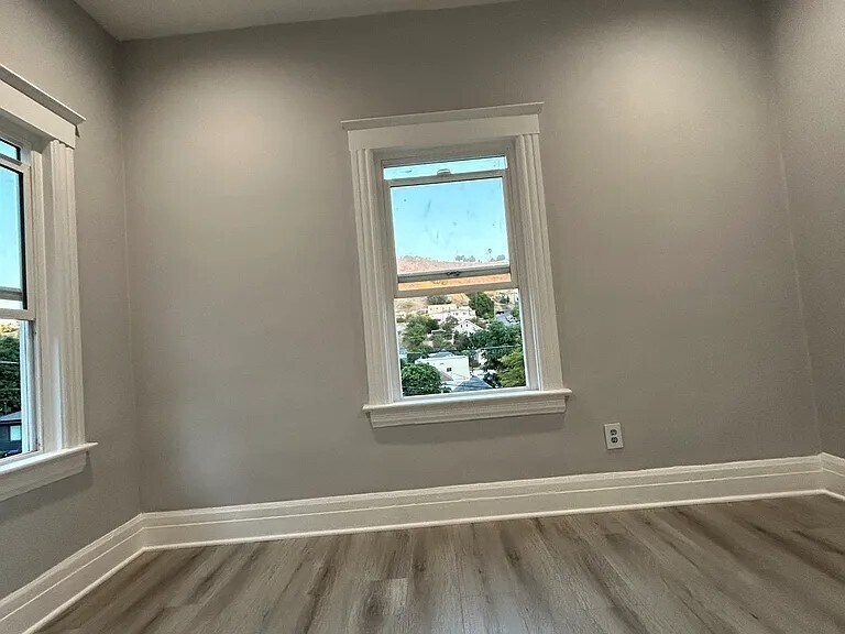 Building Photo - 2719 Alta St