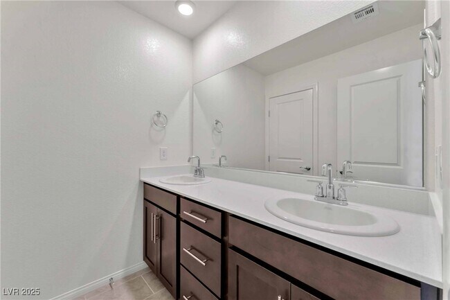 Primary Photo - 4131 Agama St