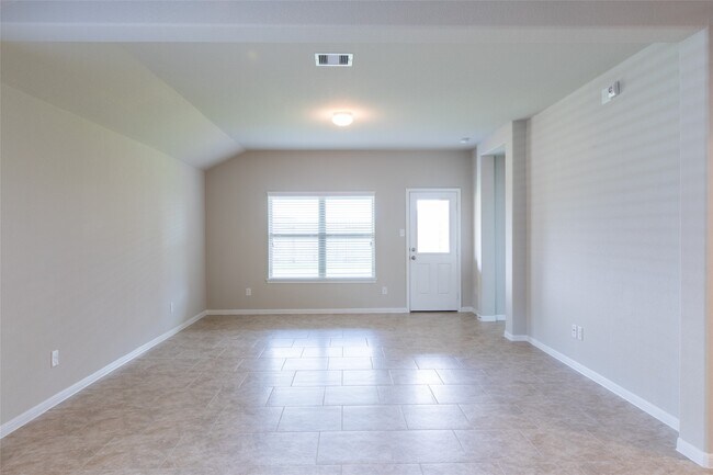 Building Photo - 29311 Dunns Creek Ct